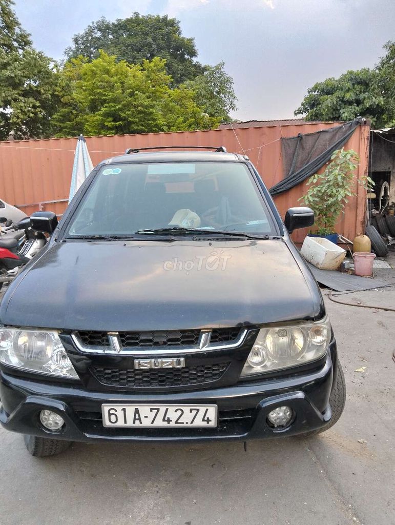 Isuzu Hi lander 2005 LX - 250000 km