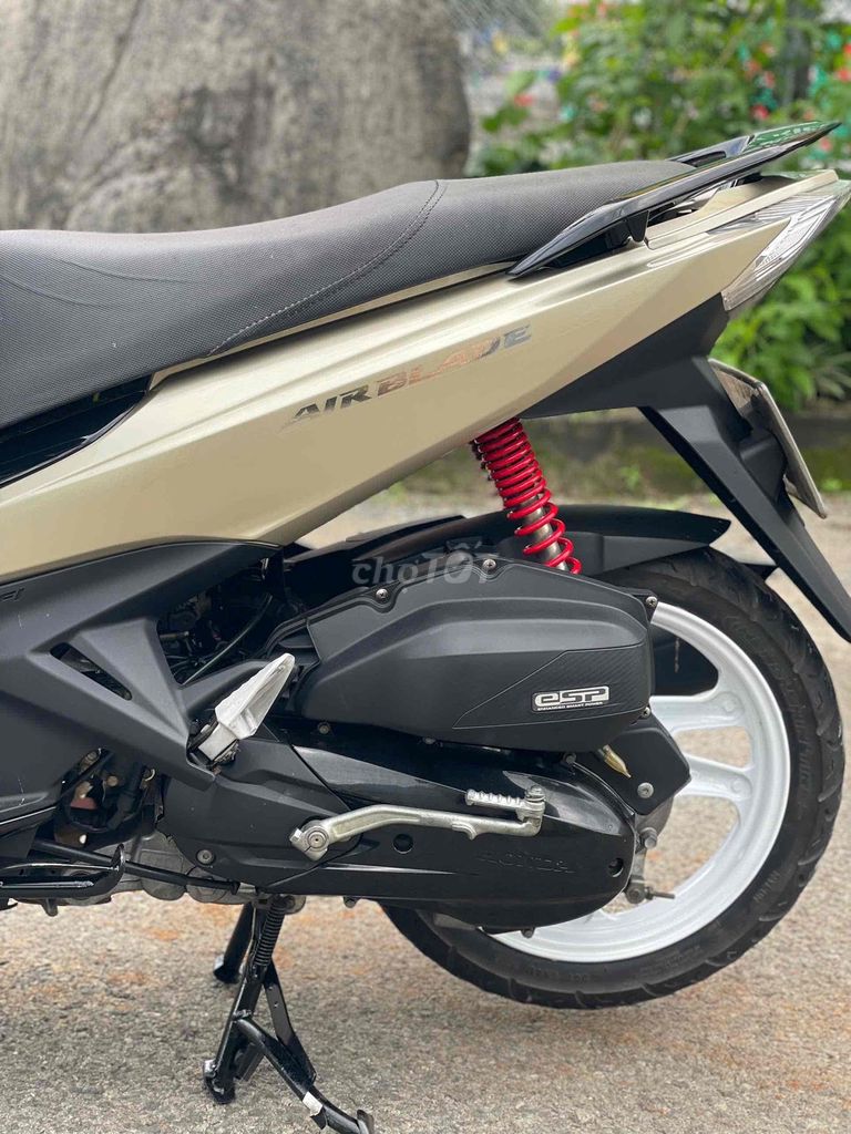 ab air blade 2013 bán hay đổi có góp xm u phong. Mua bán Xe máy tại Huyện Trảng Bom Đồng Nai được đăng bởi Của Hàng Xe Máy U Phong hình 5
