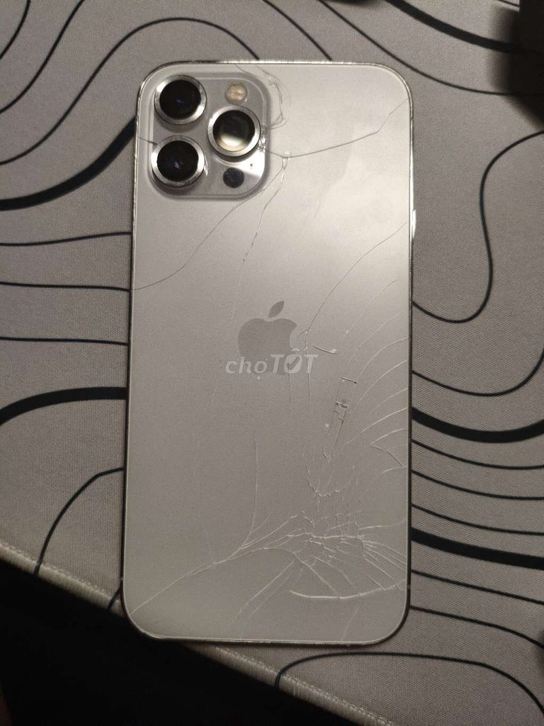 Apple iPhone 12 Pro Max 256GB Bạc. Mua bán Điện thoại tại Quận Thanh Xuân Hà Nội được đăng bởi Văn Dũng hình 1