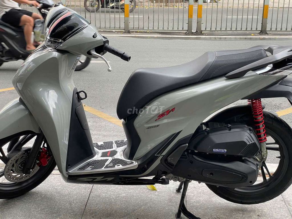Honda SH 160 ABS 2024 mới 90% Bstp chính chủ. Mua bán Xe máy tại Quận Tân Phú Tp Hồ Chí Minh được đăng bởi Tuanduy hình 2