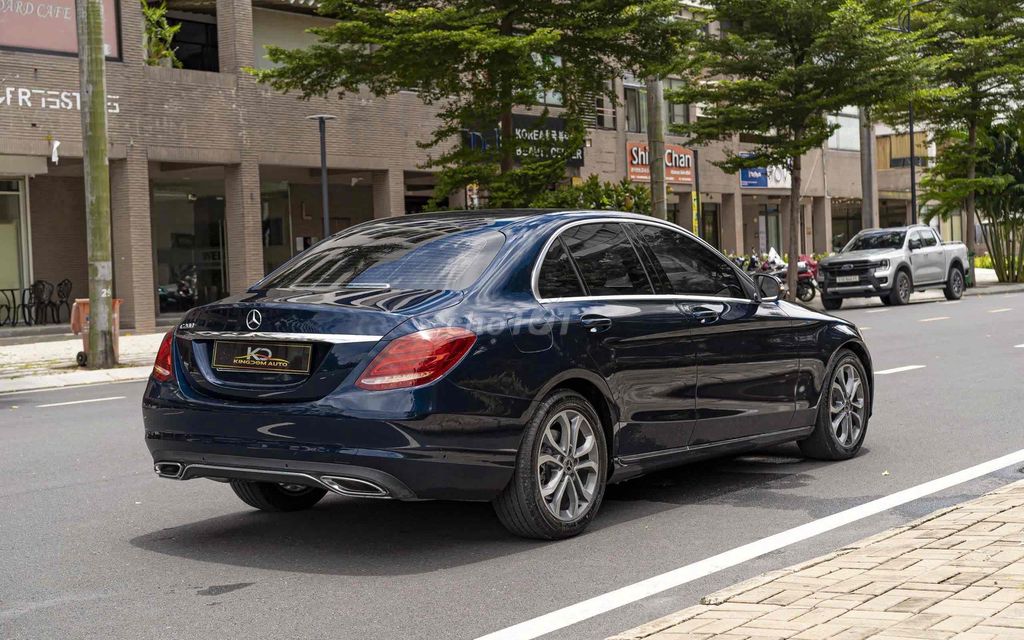 C200 model 2018 xanh cavansite cá nhân 1 chủ đẹp. Mua bán Ô tô tại Quận 7 Tp Hồ Chí Minh được đăng bởi Dương Phương hình 4