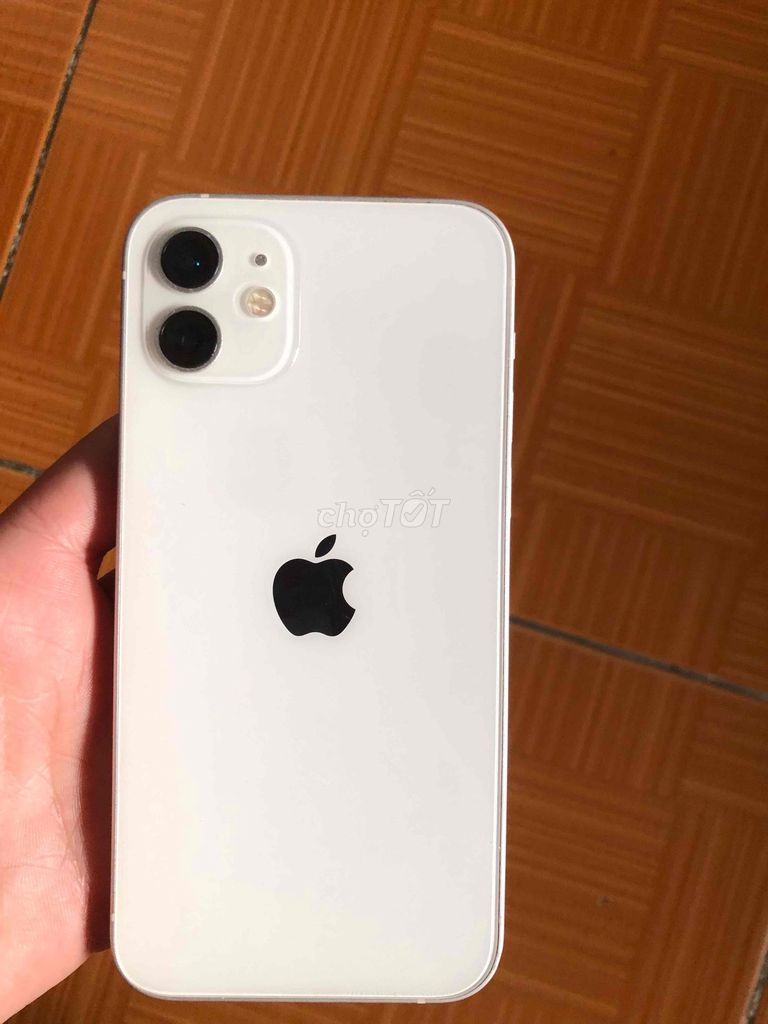 Apple iPhone 12 Trắng. Mua bán Điện thoại tại Huyện Đông Anh Hà Nội được đăng bởi Thaile456 hình 1
