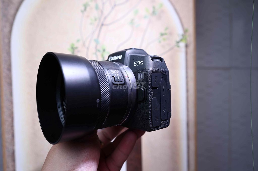 Fullbox  Canon EOS RP hãng + RF50 F1.8 STM đẹp. Mua bán Máy ảnh, Máy quay tại Thành phố Thuận An Bình Dương được đăng bởi Nguyễn Đình Tú hình 1