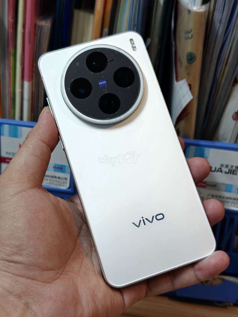 Vivo X200s 12GB/256GB Bạc. Mua bán Điện thoại tại Thành phố Thuận An Bình Dương được đăng bởi Thu Quynh shop hình 1