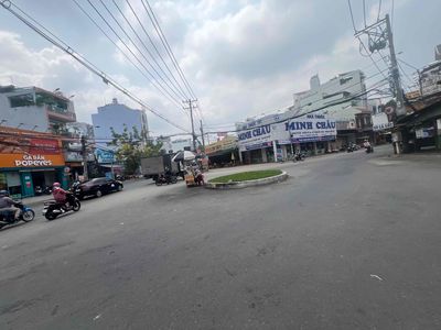 Bán Góc 2 MT chợ Tân Kiểng Q7. Mua bán văn phòng, mặt bằng kinh doanh tại Quận 7 Tp Hồ Chí Minh được đăng bởi Quý