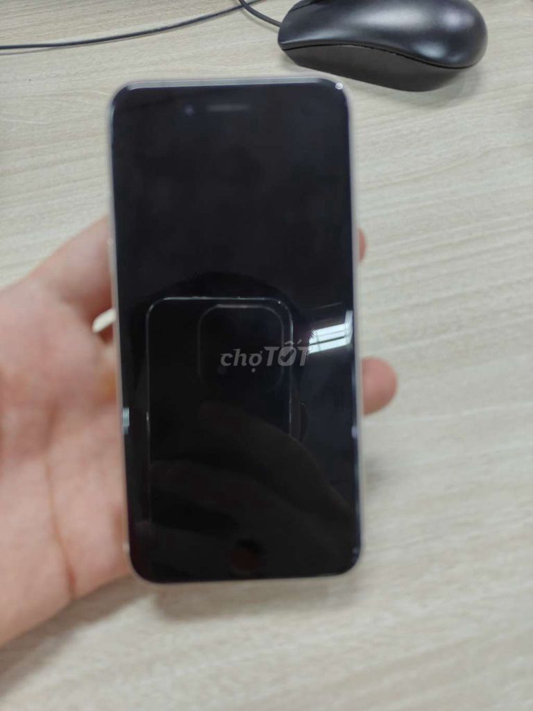 Apple iPhone SE 2022 64GB Trắng Đã sử dụng. Mua bán Điện thoại tại Quận Cầu Giấy Hà Nội được đăng bởi Tân Hoàng Minh hình 1