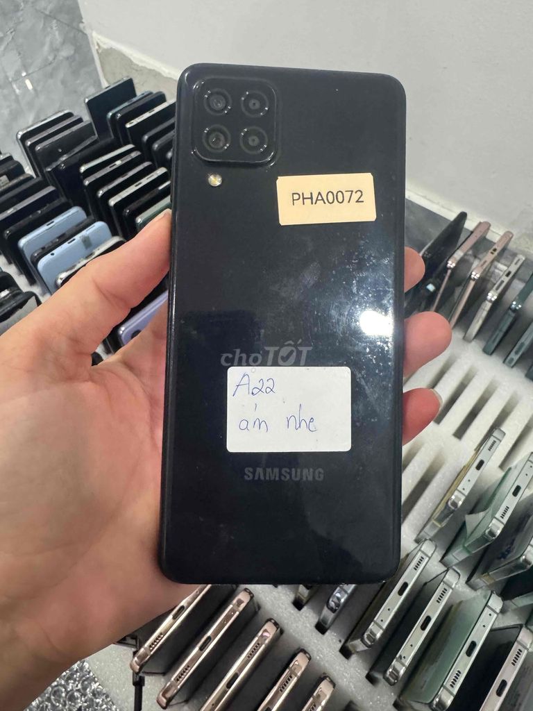 Samsung Galaxy A22 128GB Đen ám nhẹ. Mua bán Điện thoại tại Quận 4 Tp Hồ Chí Minh được đăng bởi Phan Pha hình 1