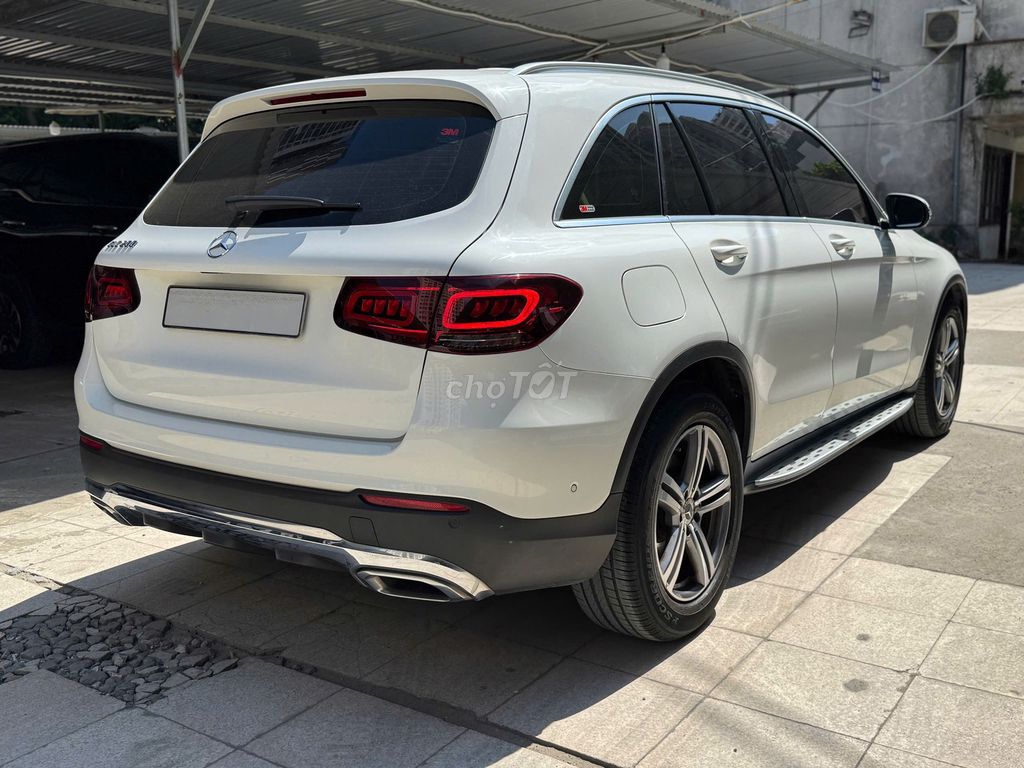 Mercedes Benz GLC200 2022 Siêu Mới. Mua bán Ô tô tại Quận Thanh Xuân Hà Nội được đăng bởi Nguyễn Tuấn Hoàng hình 4