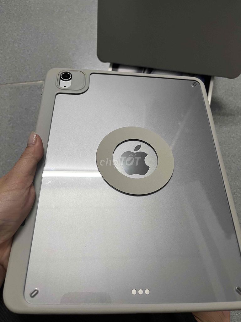 Apple iPad Air M3 128GB Xám. Mua bán Máy tính bảng tại Quận Gò Vấp Tp Hồ Chí Minh được đăng bởi Nguyễn Ngọc hình 1