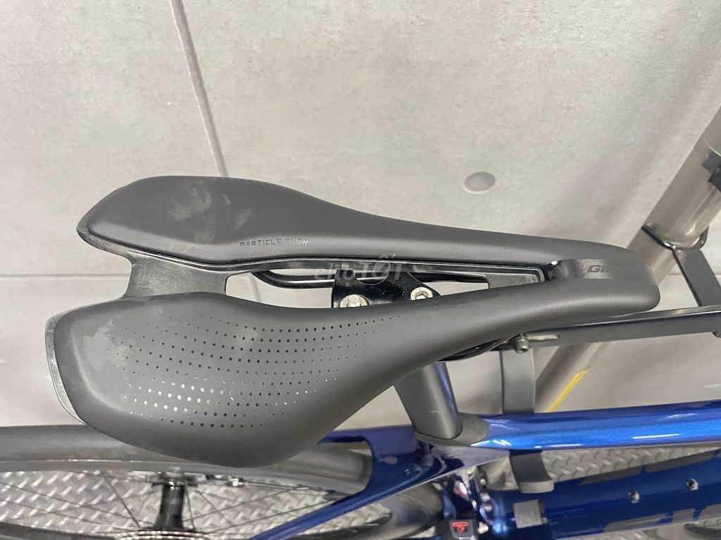 giant tcr adv pro0 disc1 ultegra di2 11s. Mua bán Xe đạp tại Quận Cẩm Lệ Đà Nẵng được đăng bởi Nguyễn Trọng Bách hình 7