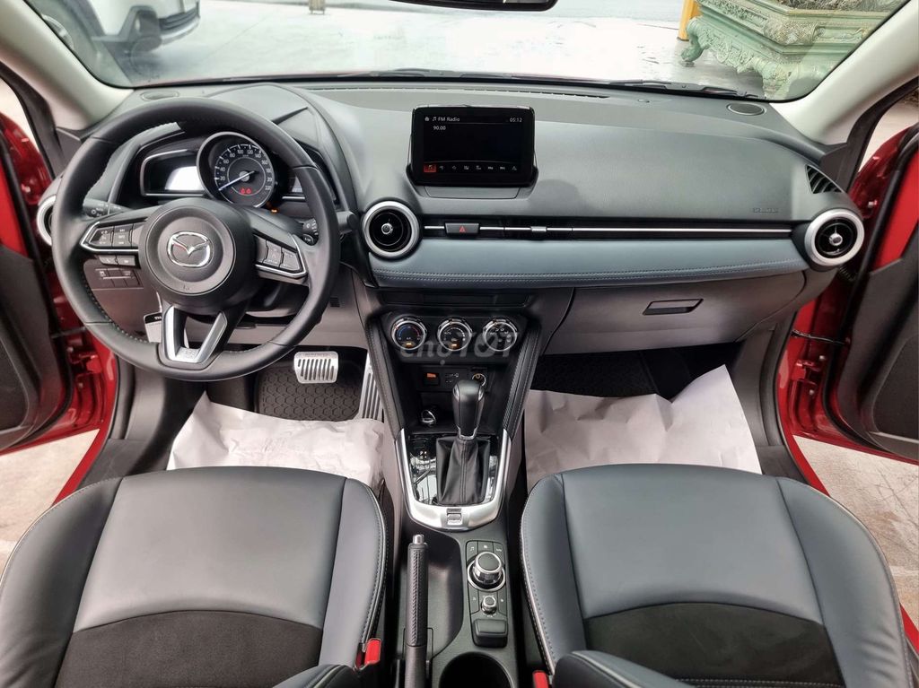 MAZDA 2 LUXURY 1.5AT 2023, NHẬP THÁI, ODO 1V4.. Mua bán Ô tô tại Thành phố Thủ Đức Tp Hồ Chí Minh được đăng bởi Đức Hưng Siêu thị ô tô Thủ Đức hình 16