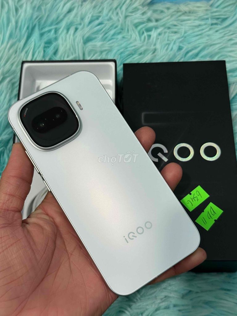 iQOO Z11 Turbo 256GB Bạc cần bán nhanh ạ. Mua bán Điện thoại tại Thành phố Thủ Dầu Một Bình Dương được đăng bởi Hoàng hải hình 1