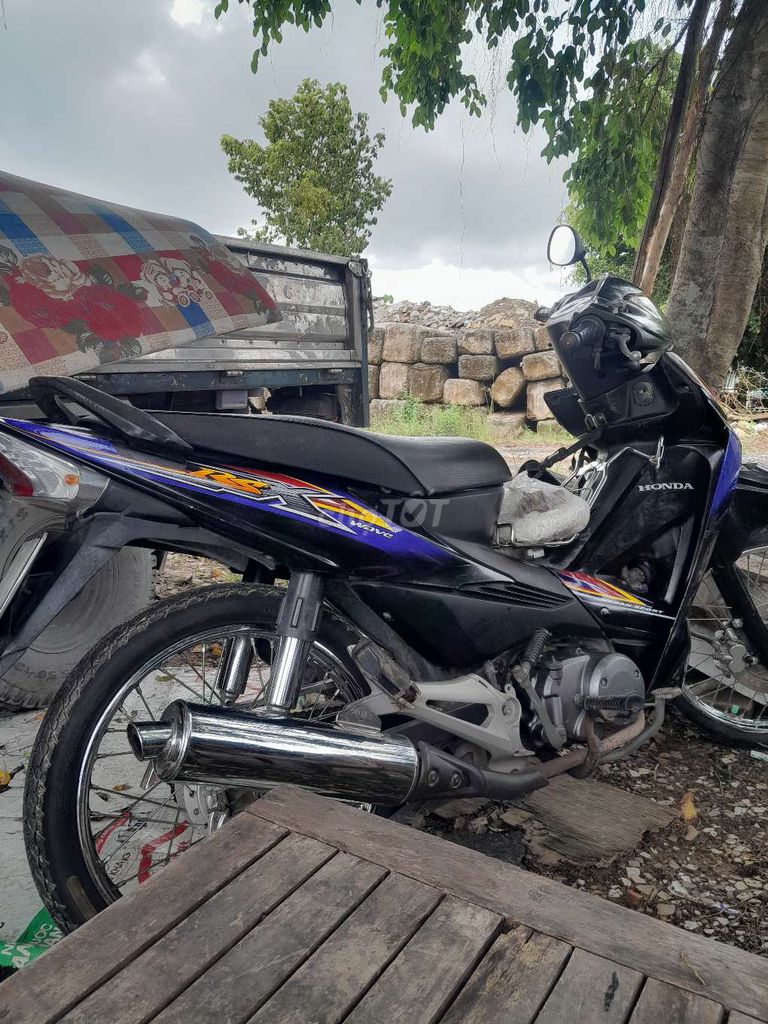 Nhà dư con xe chia lạ cho ae. Mua bán Xe máy tại Huyện Phong Điền Cần Thơ được đăng bởi Phong Dang Thanh hình 3