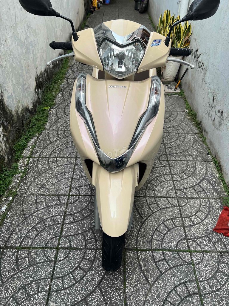 lead khoá ga bs 65B2 zin đẹp. Mua bán Xe máy tại Quận Ninh Kiều Cần Thơ được đăng bởi Vincom HV hình 1