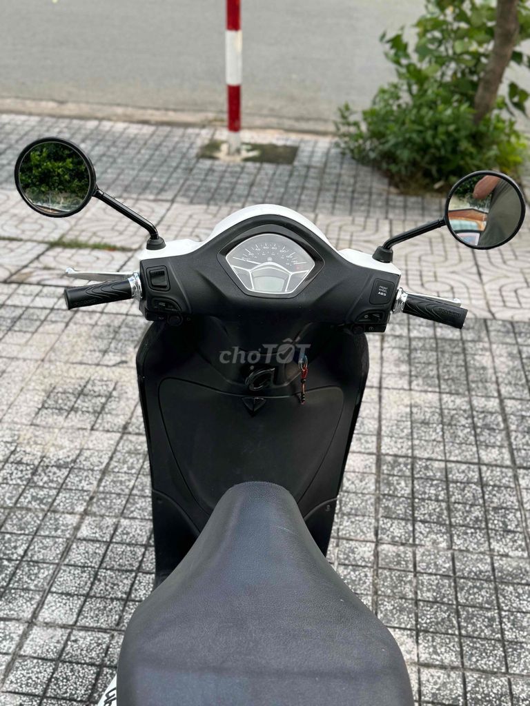 💥💥 Libety 2016 iget Abs Bstp chính chủ xe đẹp. Mua bán Xe máy tại Quận 7 Tp Hồ Chí Minh được đăng bởi Cửa Hàng Xe Máy Hoàng Hưng Q7 hình 2