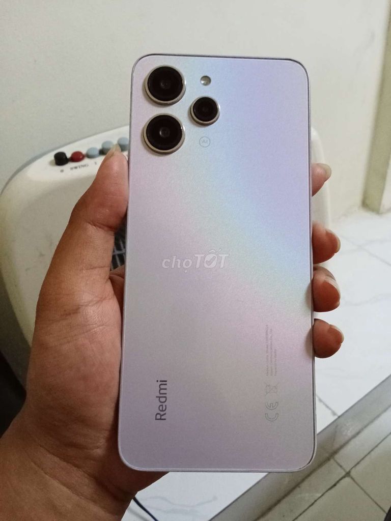 Xiaomi Redmi 12 8GB/128GB Trắng keng. Mua bán Điện thoại tại Quận Bình Tân Tp Hồ Chí Minh được đăng bởi Kim Quang hình 1