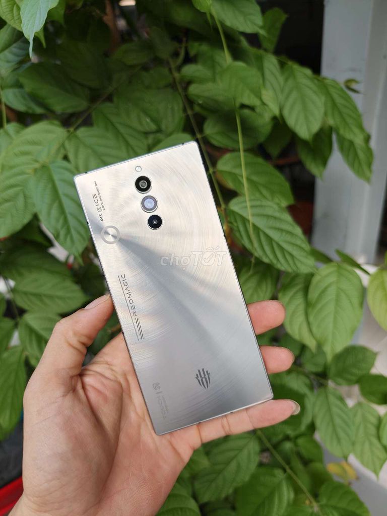 Red Magic 8s Pro Plus 16GB/512GB Xám 98%. Mua bán Điện thoại tại Quận Bình Tân Tp Hồ Chí Minh được đăng bởi Thái Bình Dương hình 1