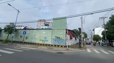 Chính chủ bán gấp lô đất góc 2MT đường lớn đối diện Đầm Sen.. Mua bán đất tại Quận Tân Phú Tp Hồ Chí Minh được đăng bởi Chí Công