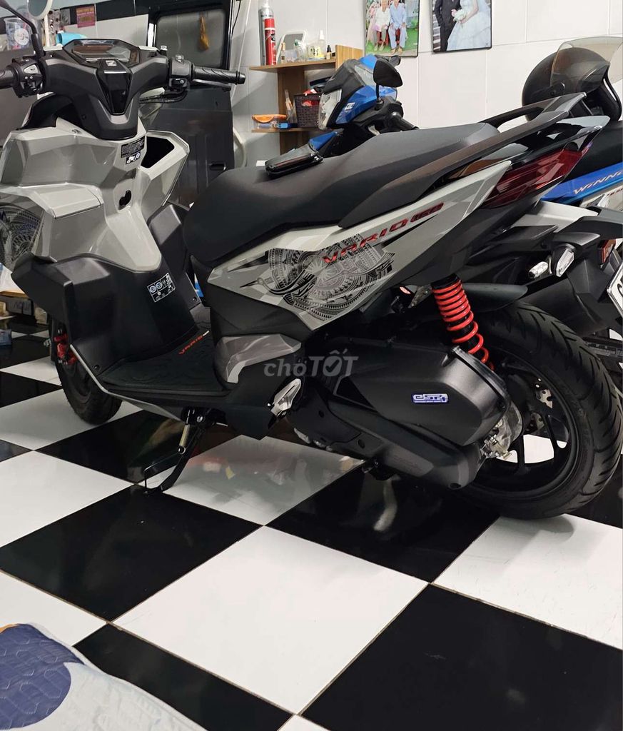 Vario160 xám xi măng bản thể thao abs. Mua bán Xe máy tại Thành phố Long Xuyên An Giang được đăng bởi Nguyễn Tín hình 2