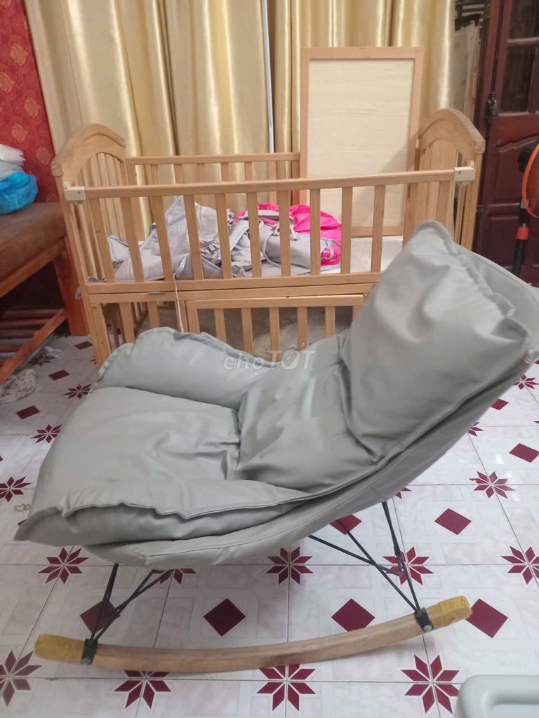 Cũi trẻ em Chilux Gỗ Nâu Đa năng. Mua bán Mẹ và bé tại Quận Hải Châu Đà Nẵng được đăng bởi Thu Thuỷ Trần hình 1