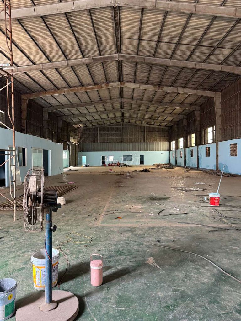 Xưởng Thuận An 1000m²/50tr đường cont pccc điện hạ bình nền epoxy