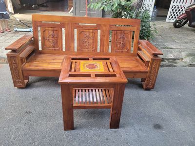Bộ bàn ghế gỗ tự nhiên. Mua bán Bàn ghế tại Quận Thanh Khê Đà Nẵng được đăng bởi Trường Vượng