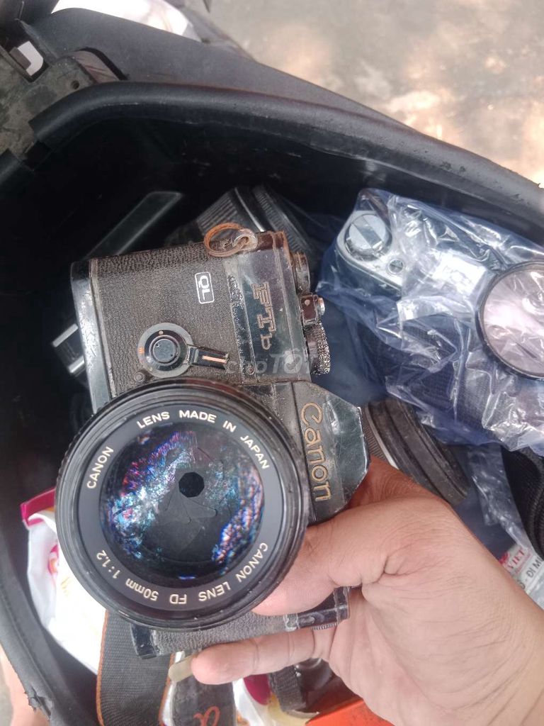 Lens canon FD 50mm f1.2. Mua bán Máy ảnh, Máy quay tại Huyện Củ Chi Tp Hồ Chí Minh được đăng bởi Lê Nhựt    có gì bán đó hình 1
