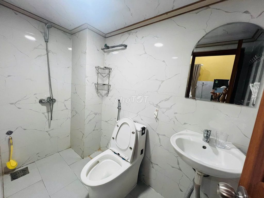 Квартира с одной спальней на Hoàng Thị Loan — заезжай и живи — фото 5