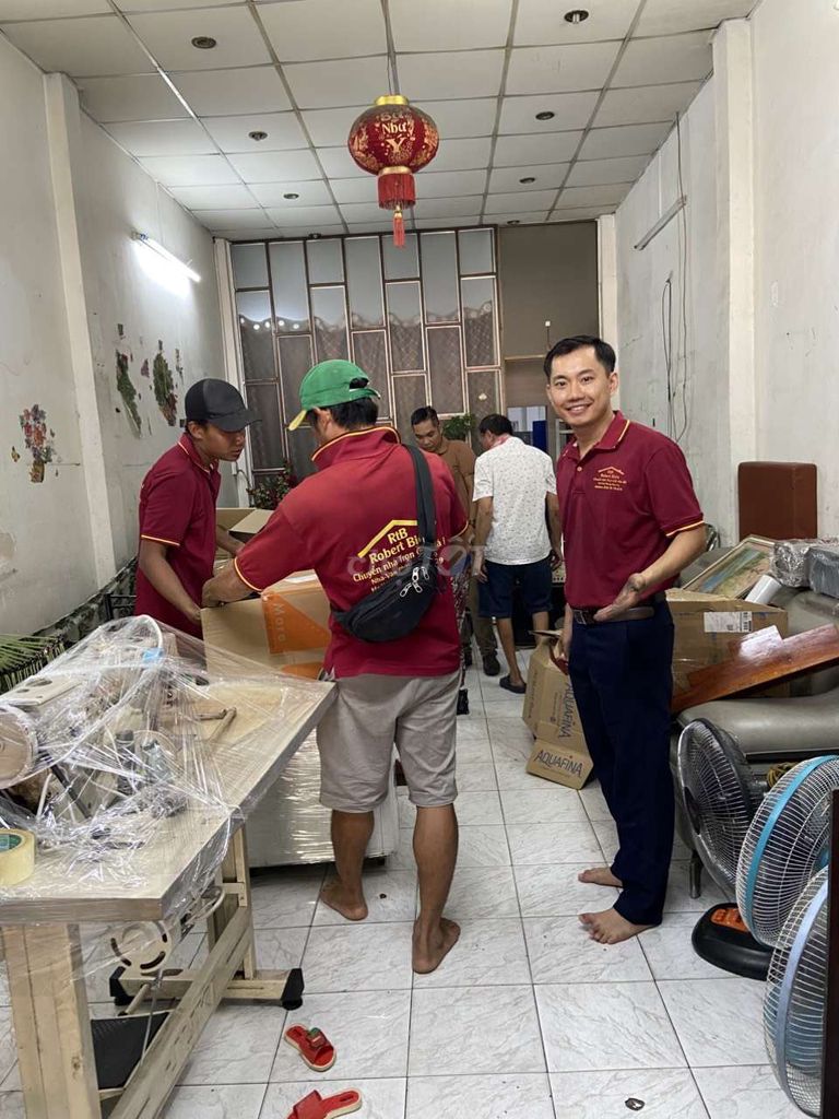 Dịch vụ chuyển nhà trọn gói GIÁ RẺ THÁO LẮP. Dịch vụ chuyển nhà tại Quận 12 Tp Hồ Chí Minh được đăng bởi Chuyển Nhà Trọn Gói  Robert Biện hình 1