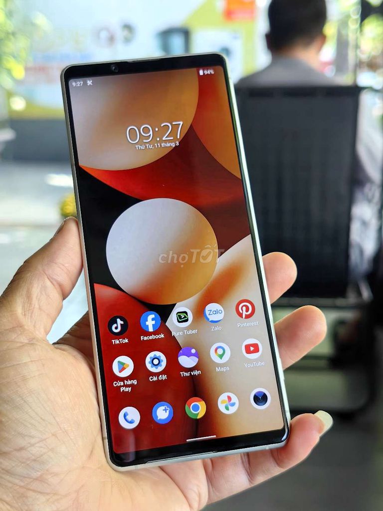 Sony Xperia 1 Mark II Trắng 99% sim sóng ổn định.. Mua bán Điện thoại tại Thành phố Thuận An Bình Dương được đăng bởi Kim Long hình 1