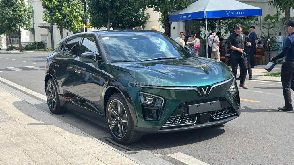 VF 7 đủ màu giá cực tốt, giảm giá lên tới 100triệu. Mua bán Ô tô tại Quận Hải Châu Đà Nẵng được đăng bởi Vinfast Đà Nẵng hình 1