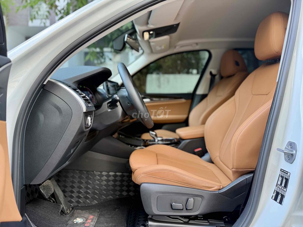 BMW X3 2024 sDrive20i - 34000 km. Mua bán Ô tô tại Quận Thanh Xuân Hà Nội được đăng bởi Trần Trí Cường hình 8