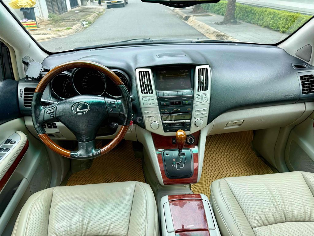Lexus RX 350 AWD 2006 đk 2007 bản 2 cầu xe đẹp. Mua bán Ô tô tại Quận Gò Vấp Tp Hồ Chí Minh được đăng bởi Kim Kim hình 10