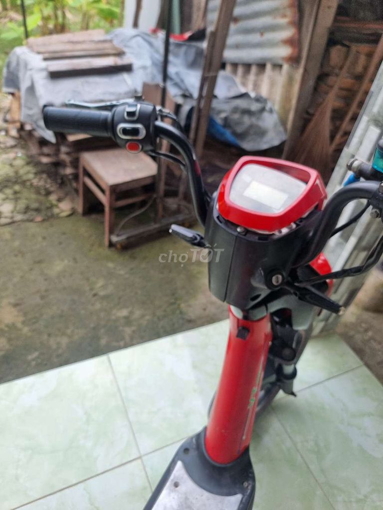 Xe đạp điện Đỏ Đã sử dụng. Mua bán Xe điện tại Huyện Tân Trụ Long An được đăng bởi Hoàng Quý hình 4