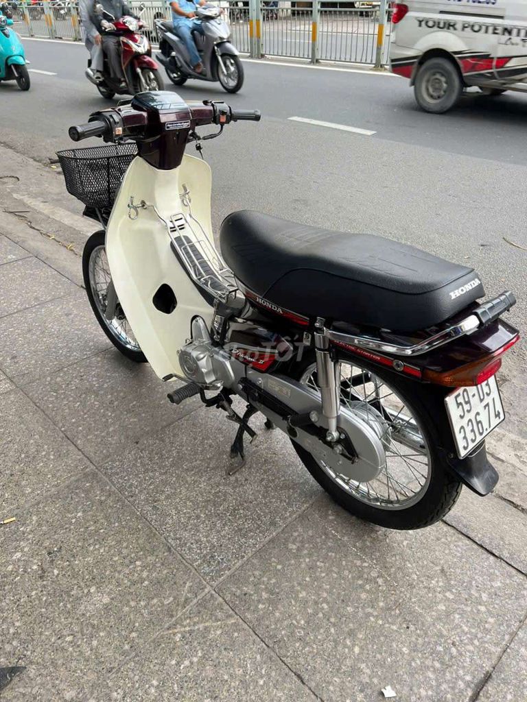 Honda dream Thái 1995 mới 90% Bstp chính chủ. Mua bán Xe máy tại Quận Tân Phú Tp Hồ Chí Minh được đăng bởi Tuanduy hình 3