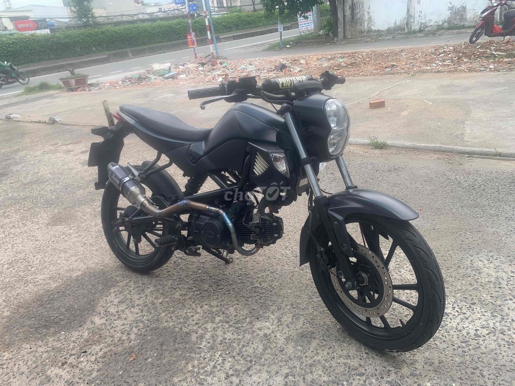 KimKo 50ccMSX Đen Xăng