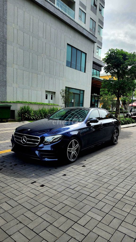 E300 AMG giá mua mới 3,2 tỷ nay bán 1ty2xx. Mua bán Ô tô tại Quận 7 Tp Hồ Chí Minh được đăng bởi tuấn anh hình 5