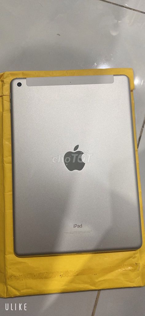 Apple iPad Gen 6 32GB Bạc Sim. Mua bán Máy tính bảng tại Quận 5 Tp Hồ Chí Minh được đăng bởi Hội Đồ Điện Tử hình 1