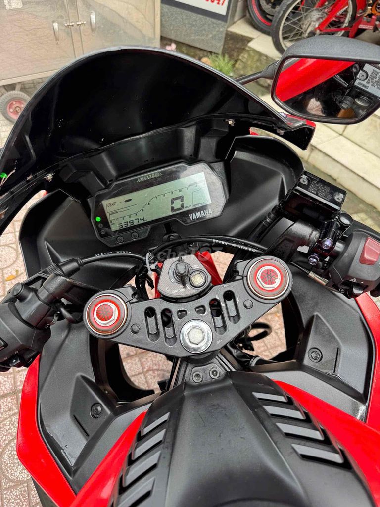 Yamaha R15V3 2018 máy zin biển số 72. Mua bán Xe máy tại Huyện Bình Chánh Tp Hồ Chí Minh được đăng bởi Phong Vũ hình 3
