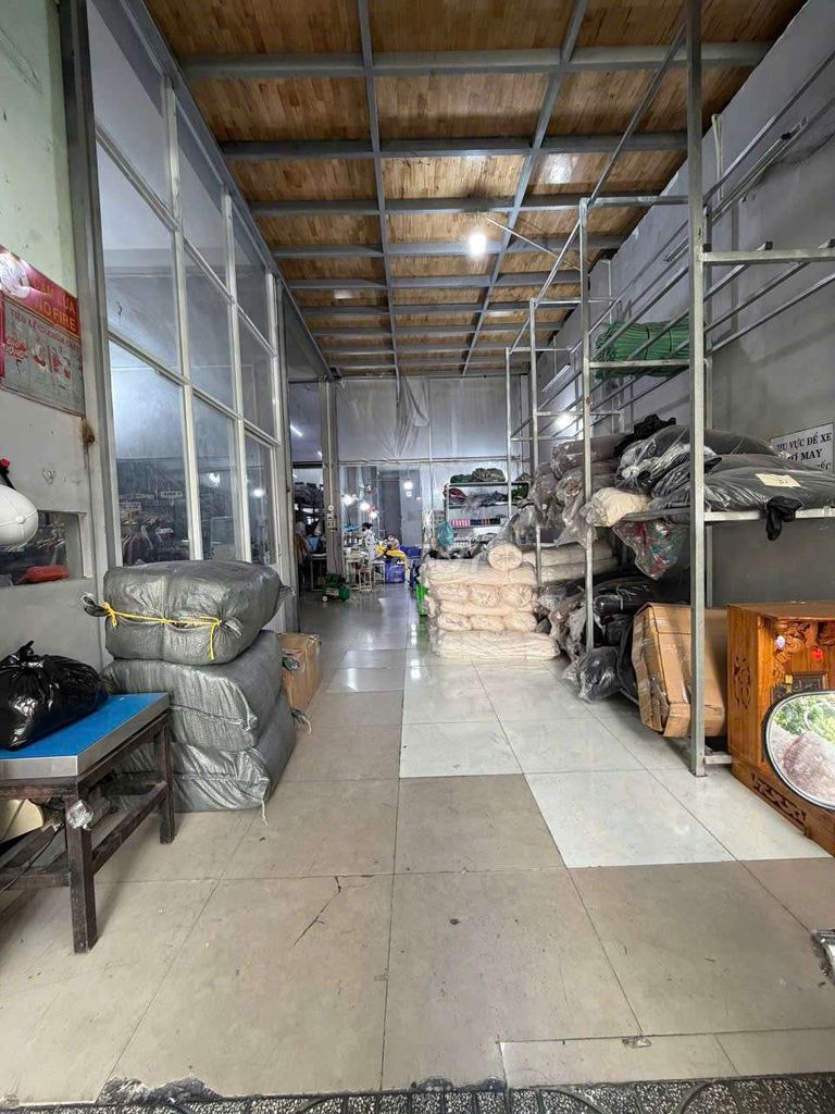 🍀XƯỞNG 413/ LÊ VĂN QUỚI 320M2....26 TRIỆU TL