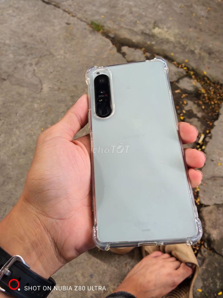 Sony 1 Mark 4 Au Xám. Mua bán Điện thoại tại Quận 10 Tp Hồ Chí Minh được đăng bởi Hội Đồ Điện Tử hình 1
