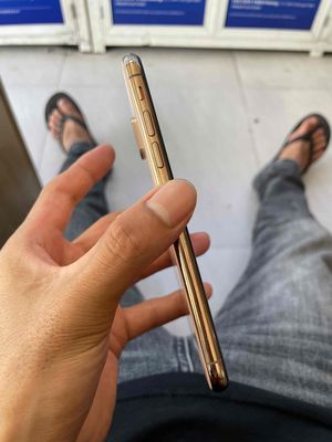 iphone xs gold 64G