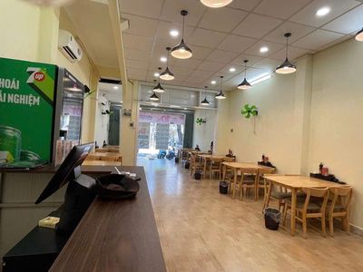Rent · 4 bd · 120 м² · Quận Ngũ Hành Sơn, ул. Đường Nguyễn Văn Thoại