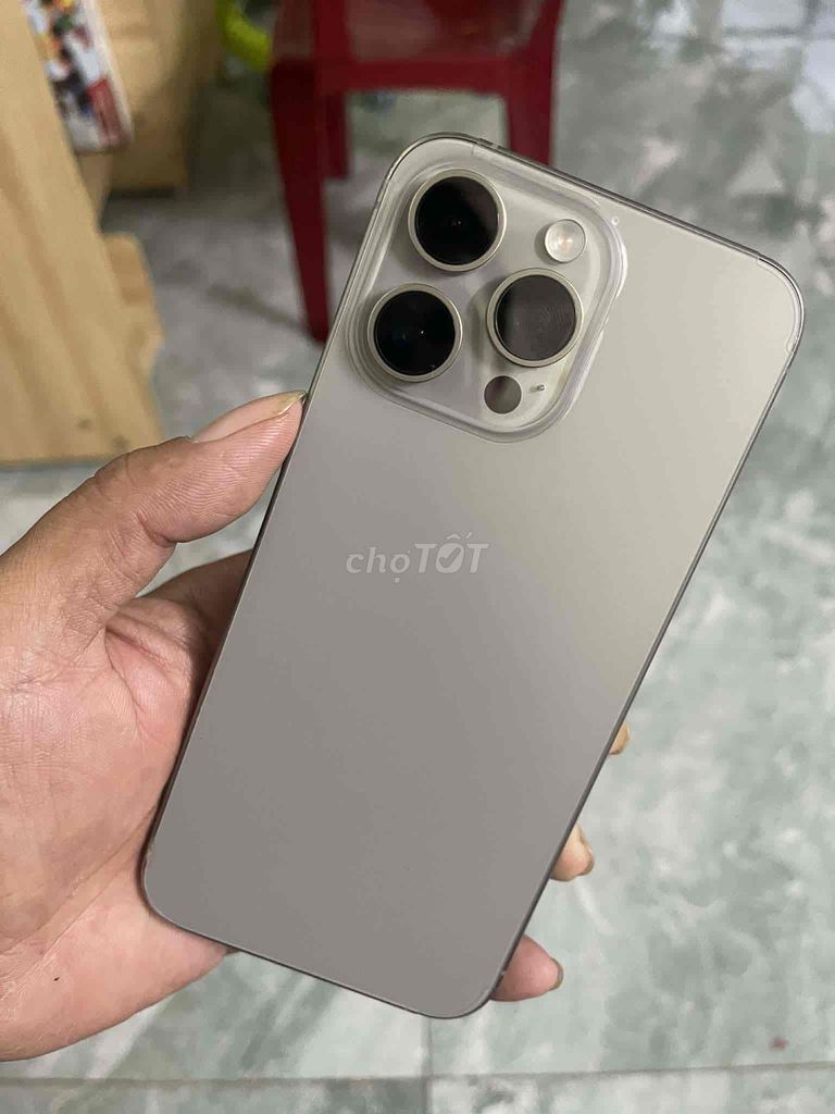 Apple iPhone 15 Pro Max 256GB titan lock. Mua bán Điện thoại tại Thành phố Sa Đéc Đồng Tháp được đăng bởi người ấy hình 1
