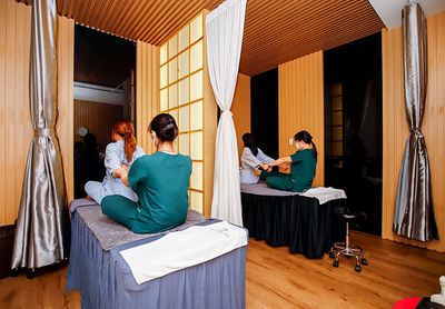 THE COUPLE SPA QUẬN 7 TUYỂN KTV MASSAGE BODY NỮ