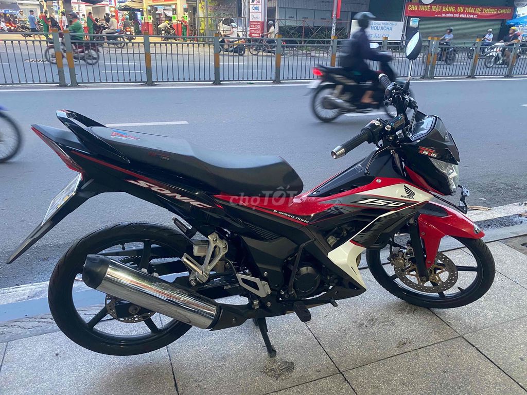 SONIC  150  chính chủ. Mua bán Xe máy tại Quận Tân Phú Tp Hồ Chí Minh được đăng bởi Cửa hàng xe máy Nam Trang hình 4