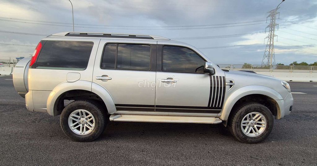 2011 2.6L 4x4 MT - 135 km. Mua bán Ô tô tại Quận 1 Tp Hồ Chí Minh được đăng bởi Khoi Le hình 3