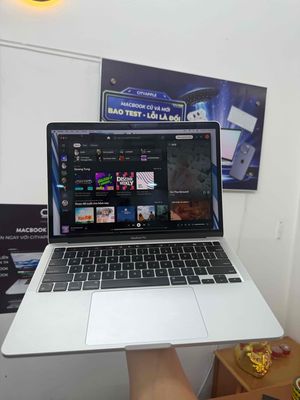 SIÊU SALE MACBOOK PRO M2 8/256. Mua bán Laptop tại Quận Đống Đa Hà Nội được đăng bởi CITYAPPLE