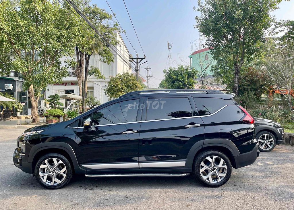Mitsubishi Xpander Cross 2024 - 9000 km. Mua bán Ô tô tại Quận Nam Từ Liêm Hà Nội được đăng bởi Chính chủ hình 9
