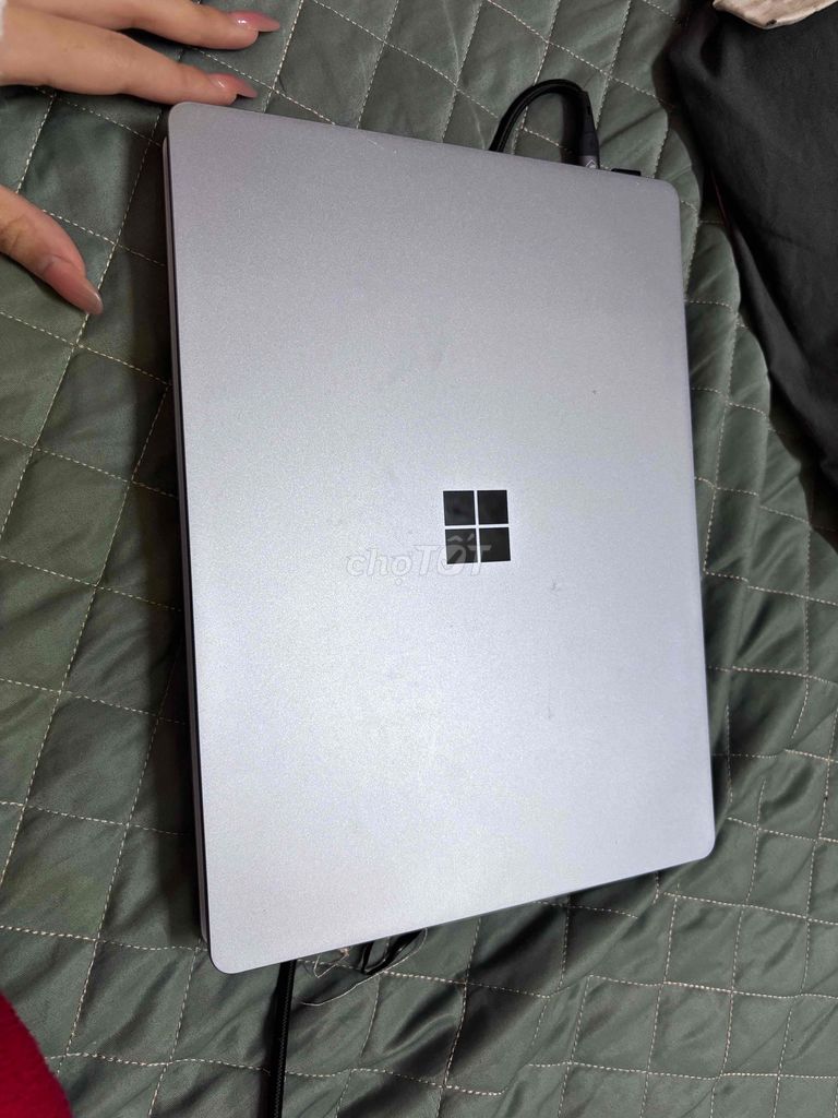 Microsoft Surface Laptop Go i5 12.4 inch 8GB/256GB. Mua bán Laptop tại Thành phố Thái Nguyên Thái Nguyên được đăng bởi Lương Nguyễn Thị hình 1